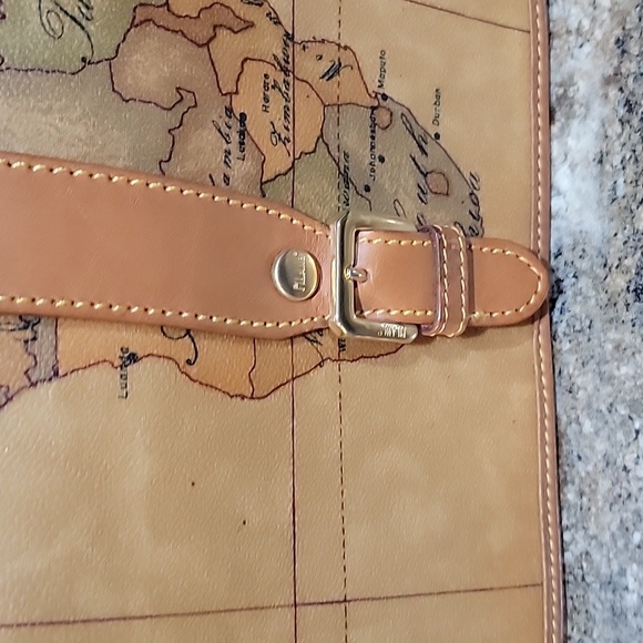 🌵Alviero Martini  EUC Classe Geo Print Crossbody/Shoulder Map Bag - Picture 2 of 14